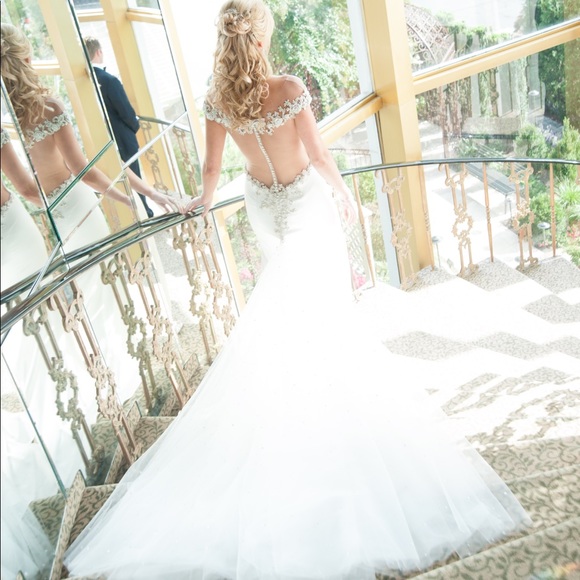 Stephen Yearick Dresses & Skirts - Stephen Yearick Wedding Dress